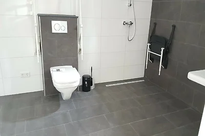 Moderne Villa mit Garten