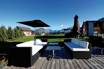 Geräumige Ferienwohnung, 500 m zu den Hängen ...