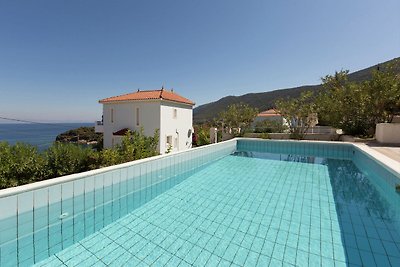 Wunderschöne Villa in Agia Paraskevi Samos mi...