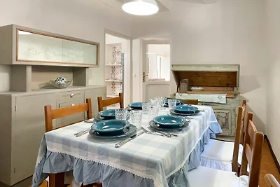 Angenehmes Ferienhaus mit Whirlpool