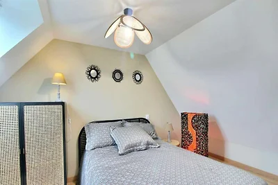 Schönes Ferienhaus in Neulliac