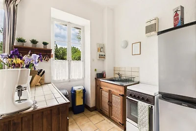 Cottage in Montignac in de buurt van de grott...