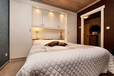 Jacuzzi Retreat, Ardenne