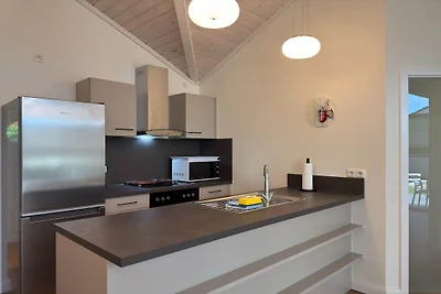 Ferienhaus mit Sauna und Whirlpool in Bad...
