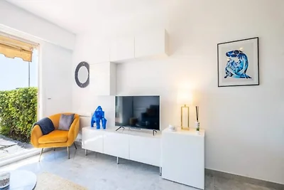 Apartment in Cannes mit Meerblick und Garten