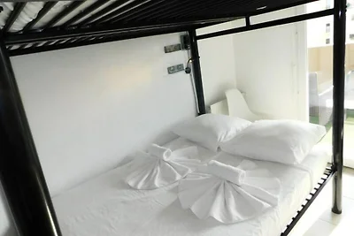 Schönes T mit Terrasse Exflora Park