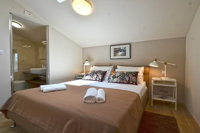 Tranquil Getaway with Shared Pool in Bale - O...