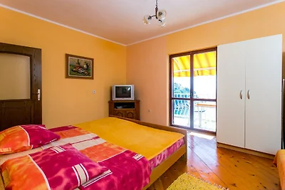 Apartments Neve - Two-Bedroom Apartment with ...