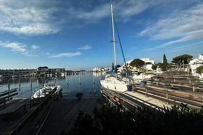 Appartement in Port Camargue met Marina