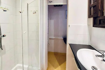 Haus in Trégastel in der Nähe der rosa...