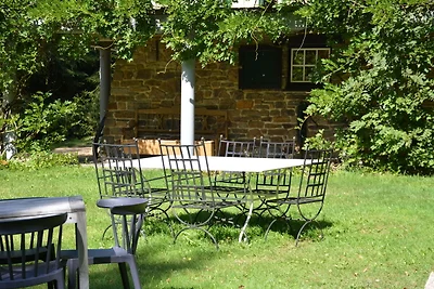 Chalet in Biטvre voor 9 personen