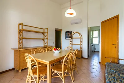 Villa moderna con piscina a Manerba del Garda
