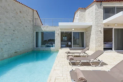 Villa in Damnoni nahe dem Strand