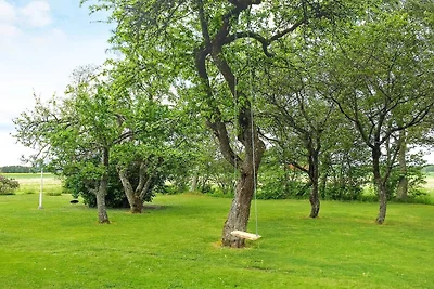 7 Personen Ferienhaus in VARA-By Traum