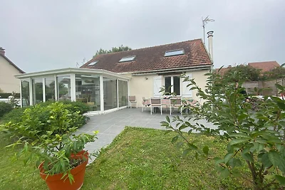 Ferienhaus in der Nähe der Landungsstrände.