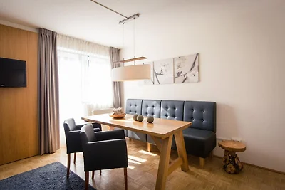Schöne Wohnung mit Balkon