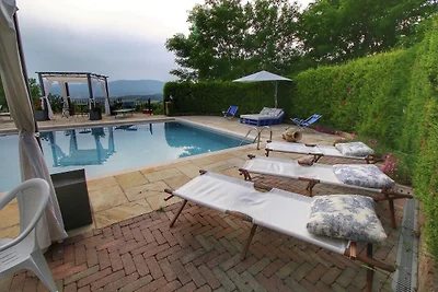 Schöner Agriturismo in Pian di Scò–Campiglia ...