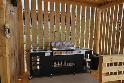 Mobilheim in Drage mit Barbecue und Wifi