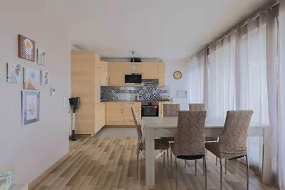 Appartamento con aria condizionata, 2 camere ...