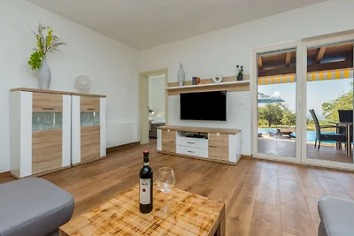 Villa mit Meerblick in Kaštelir
