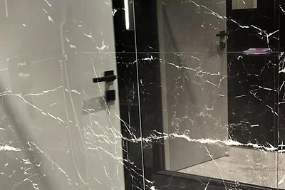 DEL562 Luxuswohnung mit herrlicher Aussicht