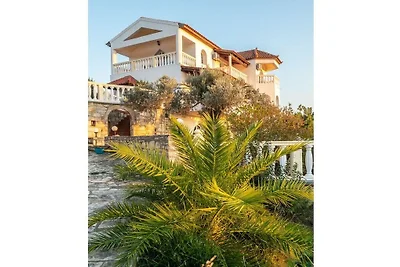 Villa Sarah Komfortable Ferienresidenz