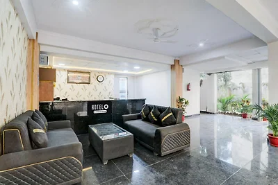 Super Hotel O BBD Lucknow, ehemals 7th Heaven