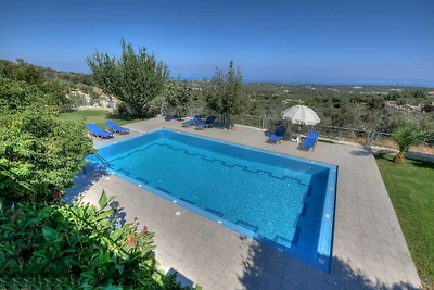 Elegante ländliche Villa mit Pool-Rückzugsort