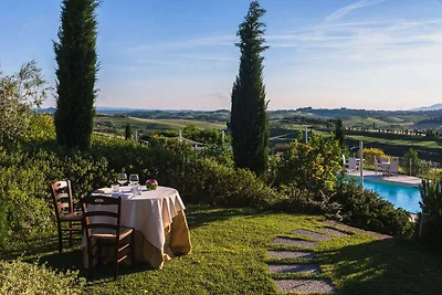 Agriturismo tra cultura e natura tra Pisa e F...