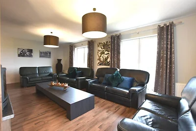 Wunderschönes Landhaus mit riesigem Garten