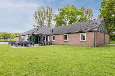 Massiver Familienbungalow
