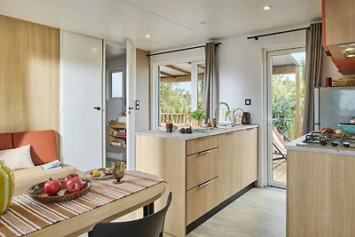 Luxe caravan in Érezée met terras