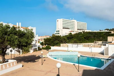 Wohnung in Arenal d’en Castell am Strand