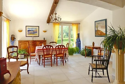 Ferienhaus in Puyméras mit Garten