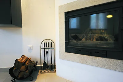 Villa Gea - Three Bedroom with Swimming Pool