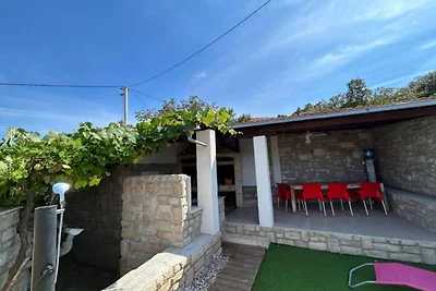 Family House Aldo - Family House with Four Be...