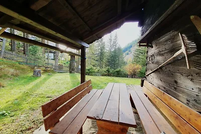 Idyllische Hütte mit Sauna