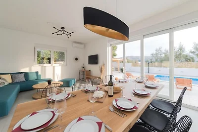 Luxury Villas Bellavista - Four Bedroom Villa...