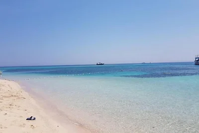 Comfortable apartment 2 km away from the sea