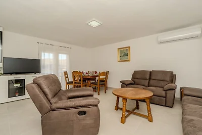 Villa Ivanovi Dvori - Seven Bedroom Villa wit...