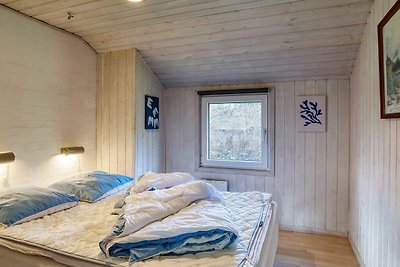 Ruhiges Ferienhaus in Hovedstaden am Meer