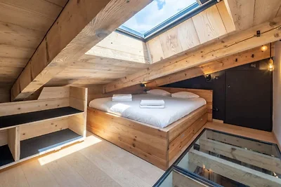 Chalet im Stadtzentrum mit Bergblick