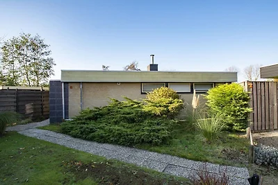 Möblierter Bungalow mit Garten