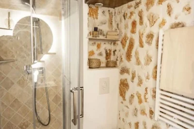 Joli Studio Climatise Vieil Antibes