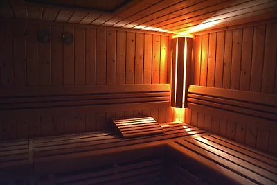 Chalet in Stoumont mit Pool und Sauna