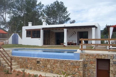 Schöne Villa mit Schwimmbad
