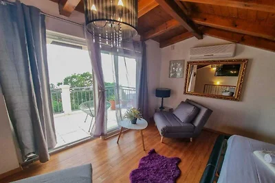 Villa Diana - Six Bedroom Villa with Private...