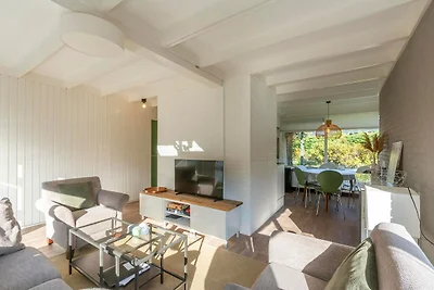 Bungalow in Sint Maartenszee am Strand