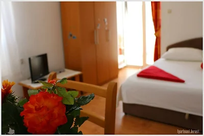 Apartments Juras - Studio Apartment with Logg...
