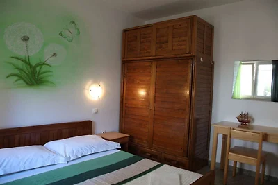 One Bedroom Apartment with Sea View